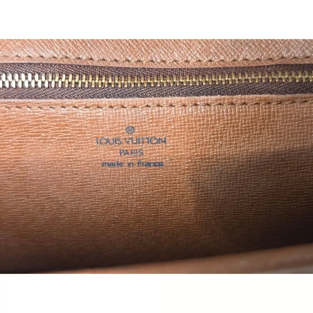 Authentic Louis Vuitton BORDEAUX 27 Monogram Crossbody/Clutch 2-way AZ1911